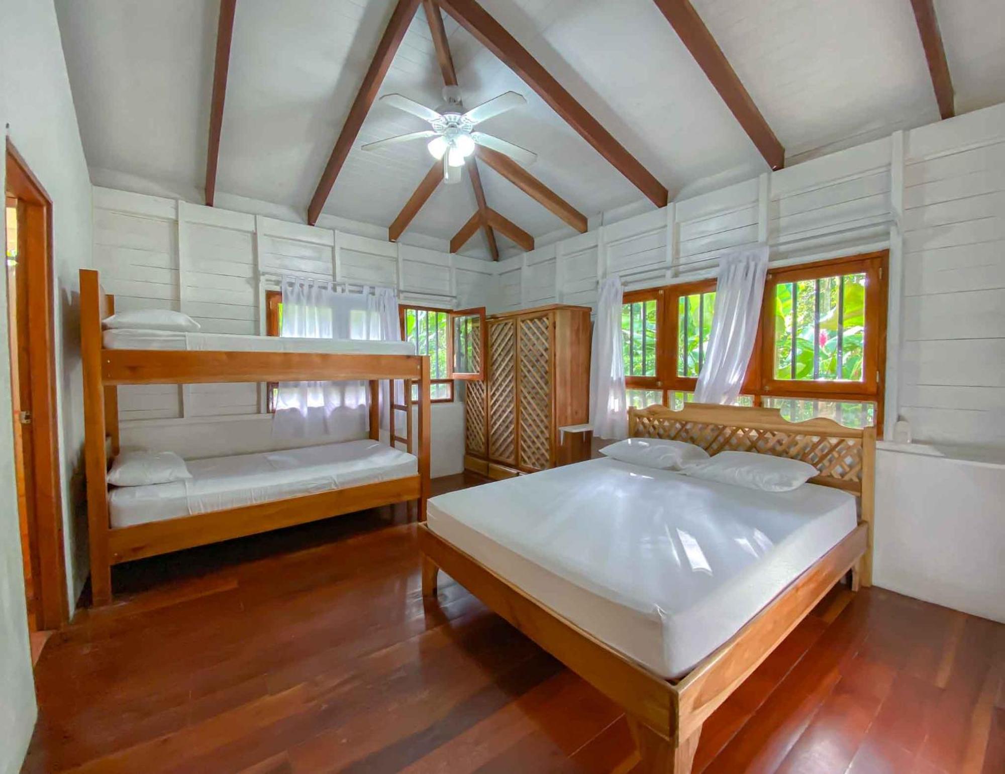 Hotel Casitas Mar Y Luz Puerto Viejo de Talamanca Δωμάτιο φωτογραφία